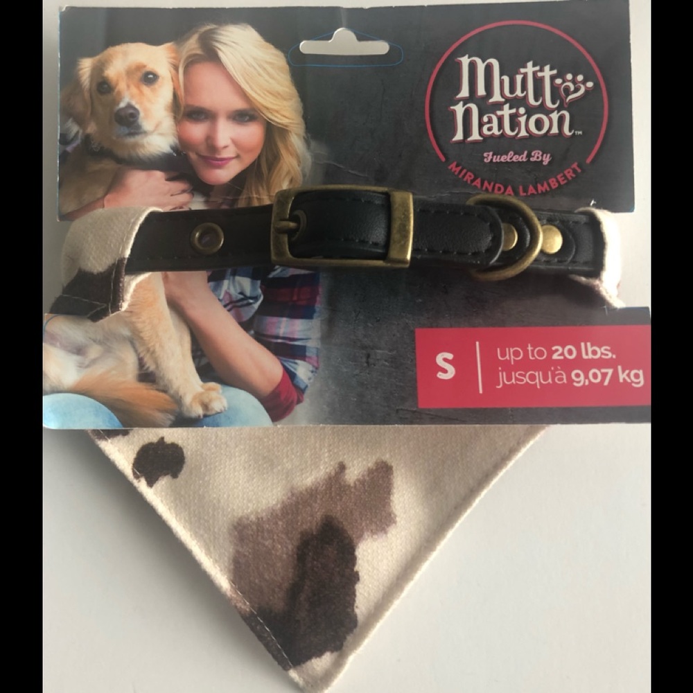 Muttnation by Miranda Lambert Bandana Dog Collar